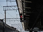 станция Гомель: Карликовый маршрутный светофор НМ6А над третьей платформой
