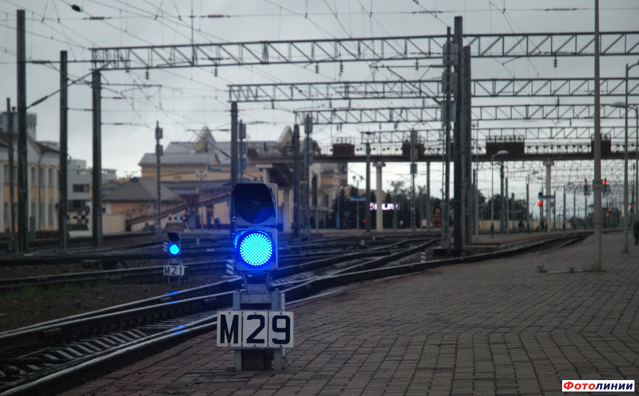 Маневровые светофоры М21 и М29