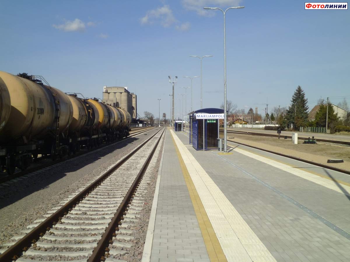 Платформа для путей Европейской ширины колеи, вид в сторону Казлу-Руда