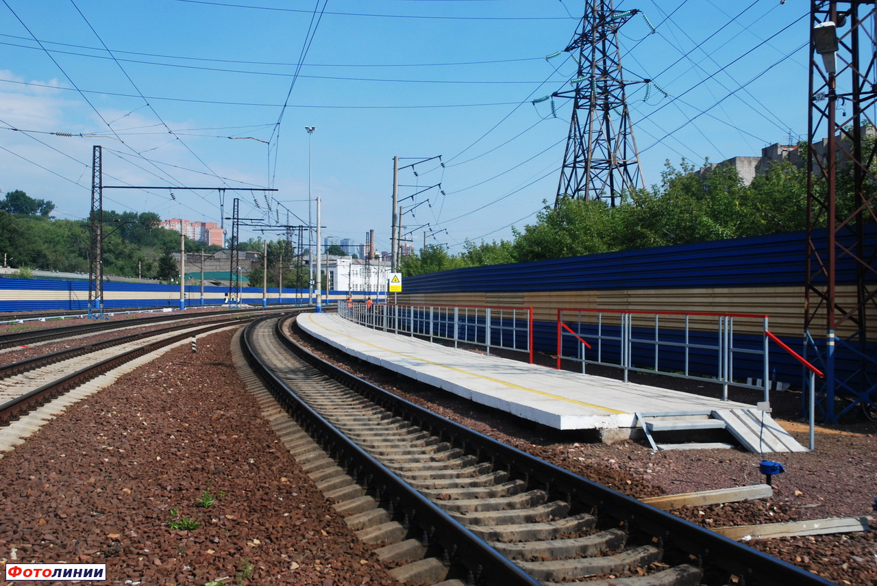 Вид платформы красноярского направления в сторону Красноярска