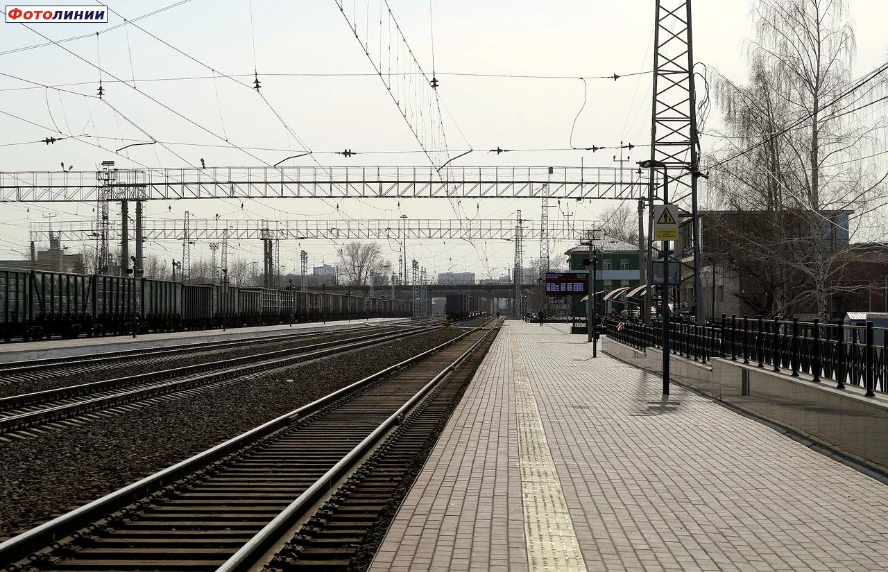Вид в сторону Новосибирска с первой платформы