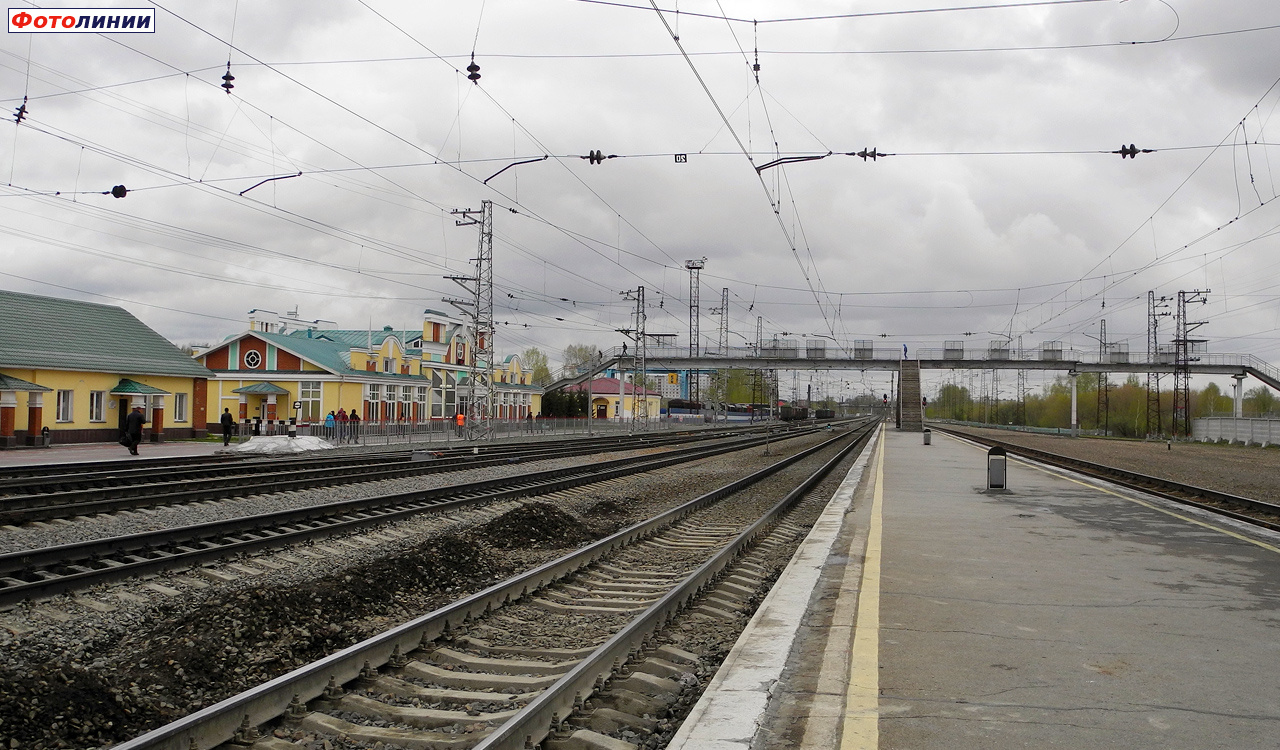 Вид с платформы в сторону Черепаново