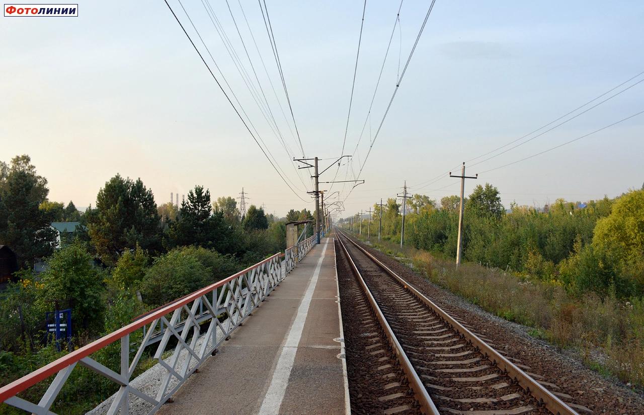 Вид с платформы в сторону Новокузнецка