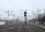 станция Клавдиево: Выходные чётные и чётные маршрутные светофоры, вид в сторону Киева