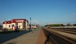 станция Речица: Пассажирское здание и платформы