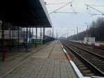 о.п. Дубки: Пассажирский павильон и платформа, вид в сторону Жмеринки