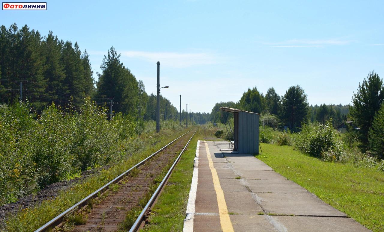 Вид с платформы в сторону Екатеринбурга