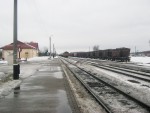 станция Микашевичи: Вид с платформы в сторону Лунинца