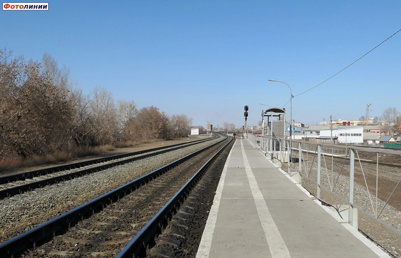 Вид с западной платформы в сторону Барнаула