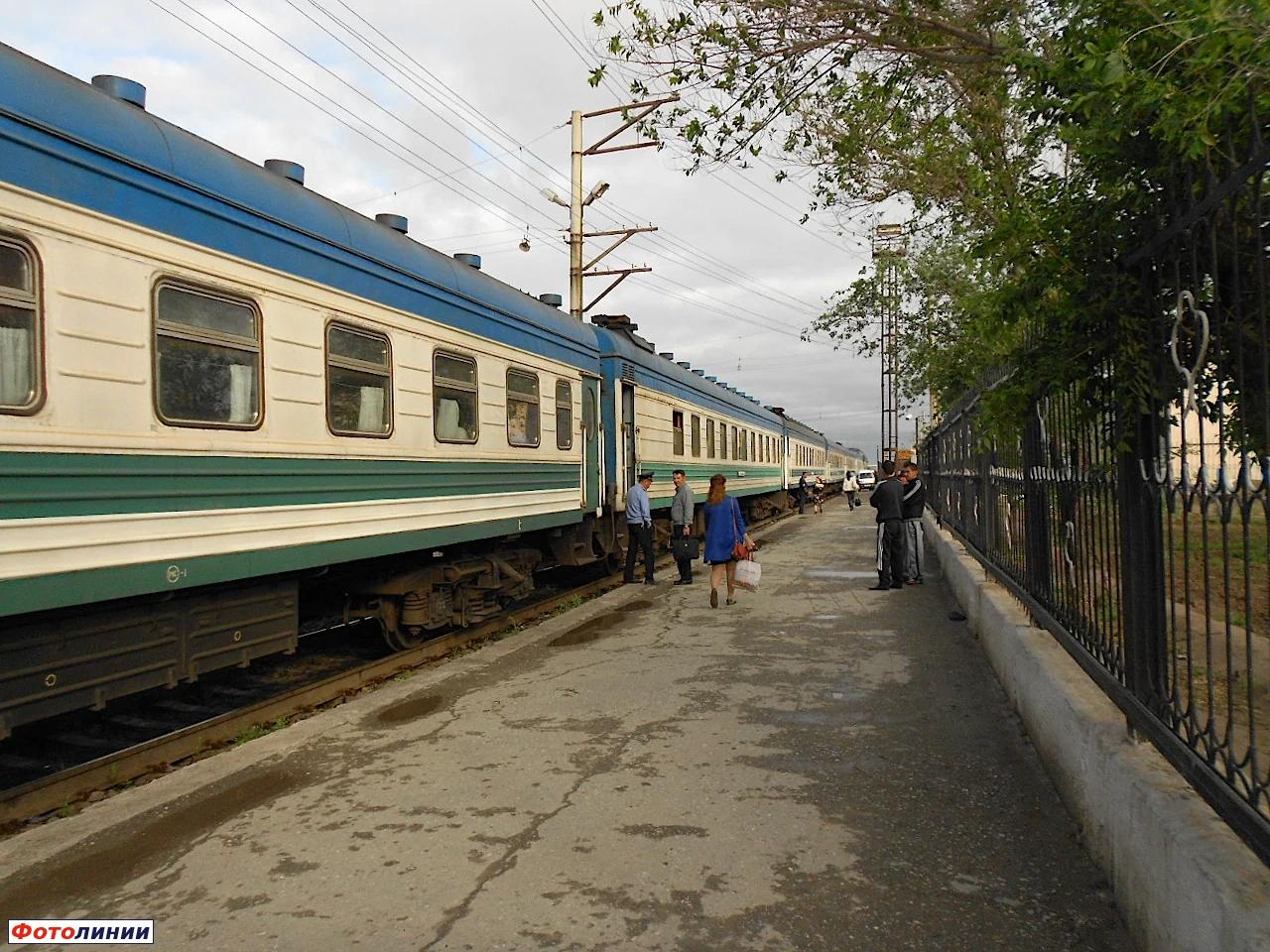 Первая платформа, вид в сторону Каракалпакстана