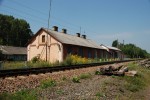 о.п. Крымно: Дом железнодорожника и здание ПЧ в южной горловине бывшей станции