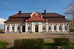 станция Княгинин: Пассажирское здание, вид со стороны агрогородка