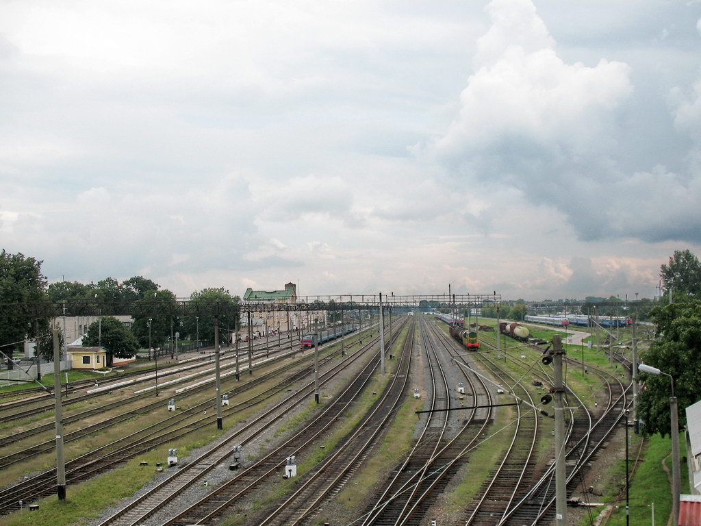 Вид станции в южном направлении