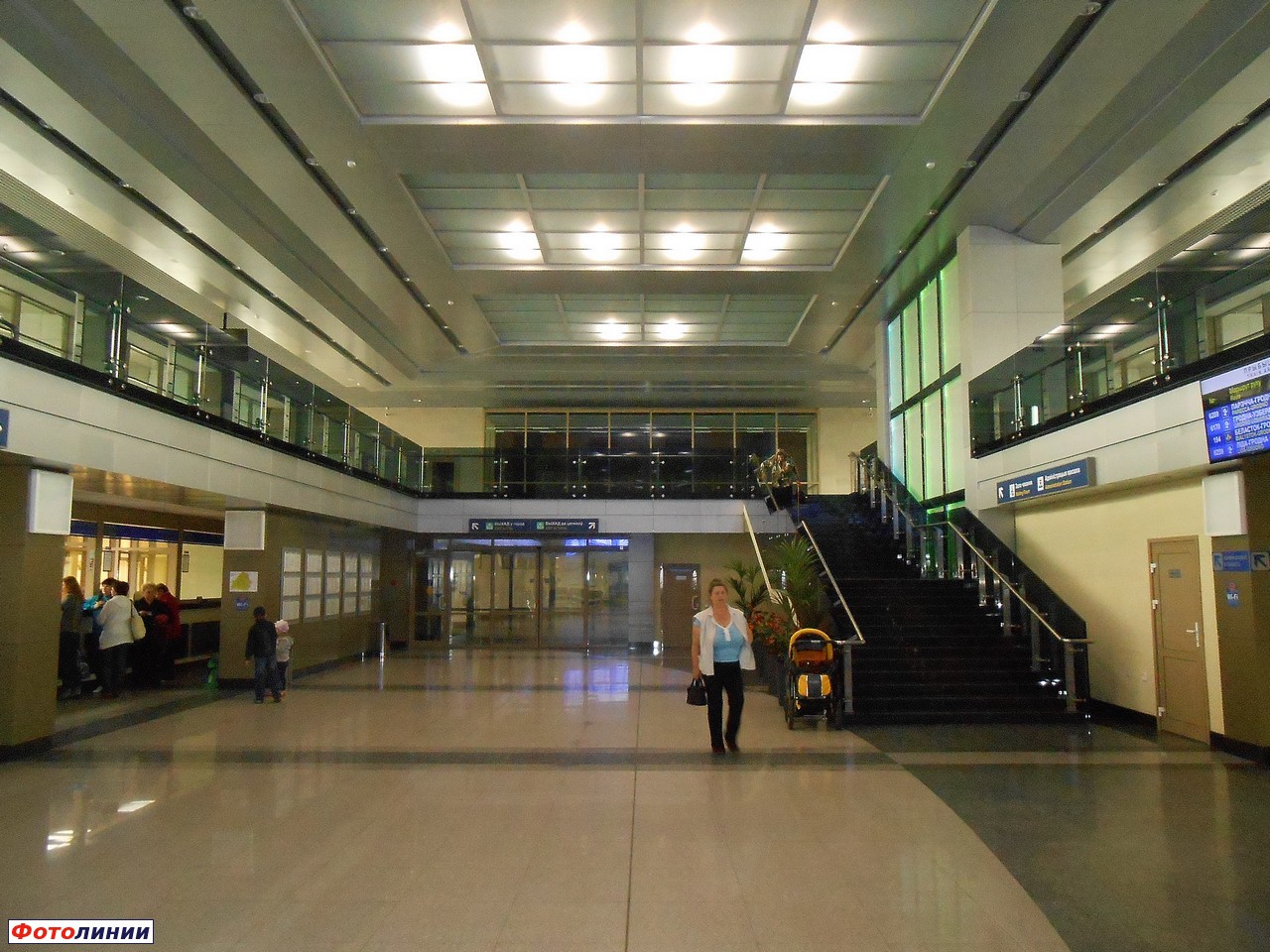 Вокзал, первый этаж