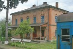 станция Великий Кучуров: Здание станции