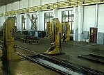 станция Брест-Центральный: Железнодорожные домкраты в цехе перестановки тележек вагонов