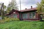 о.п. Молокоедово: Бывшее здание станции и магазин