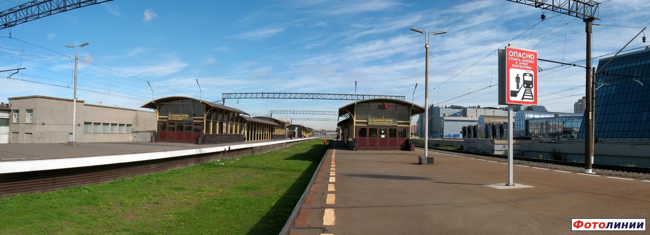 Вид со 2-ой платформы в сторону СПб-Витебского
