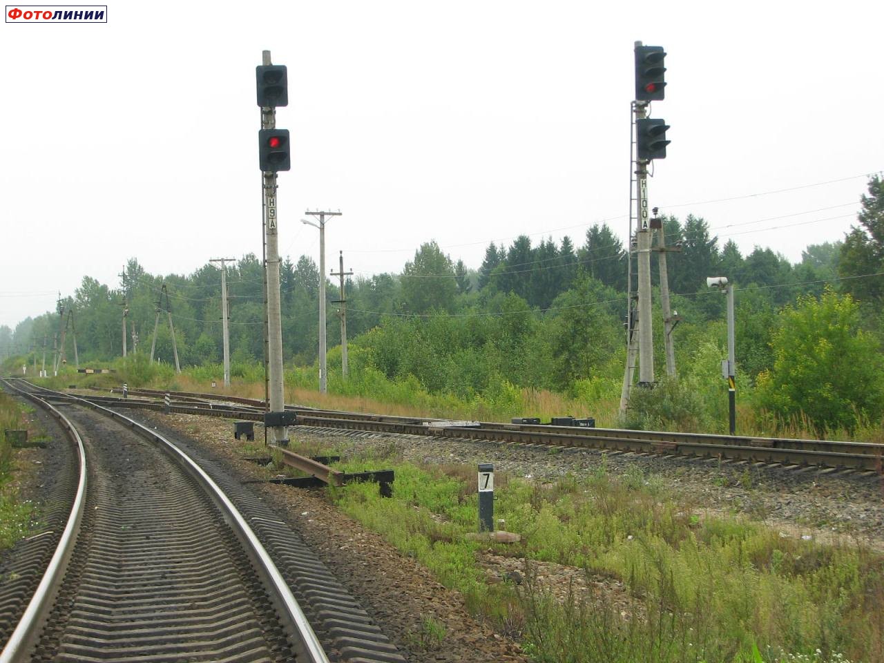 Выходные светофоры НМ9А и Н100А в сторону Витебска