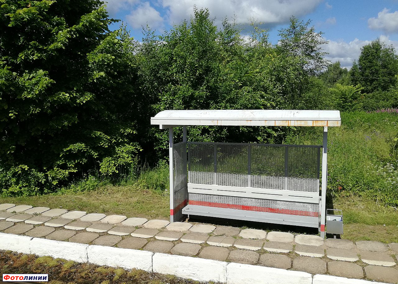 Пассажирский павильон на боковой платформе