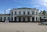 станция Псков-Пассажирский: Центральный вход в вокзал со стороны города