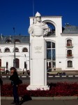 станция Новгород-на-Волхове: Памятник Александру Невскому на Привокзальной площади