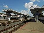 станция Солигорск: Вид с 1-й платформы в сторону от вокзала