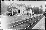 Багажная платформа и вокзальное здание, 1920-1939 гг