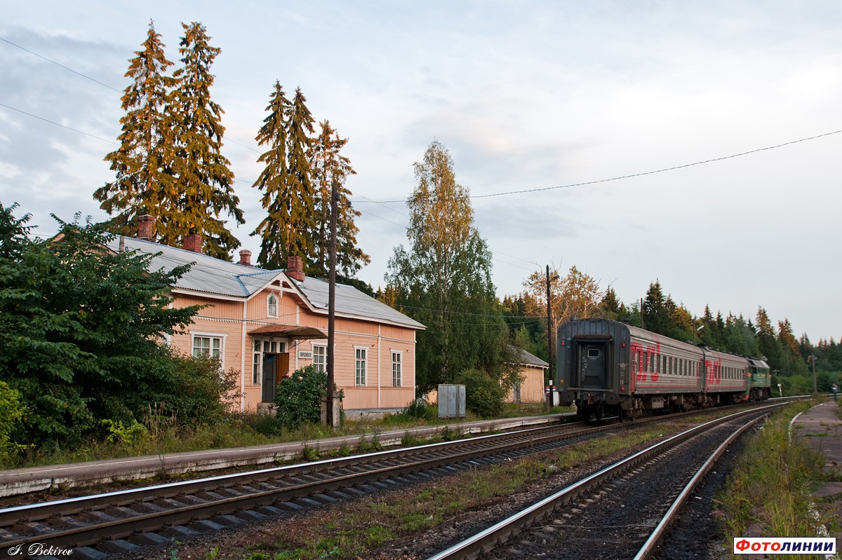 Вокзал и платформа