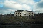 станция Кедрозеро: Заброшенная железнодорожная казарма