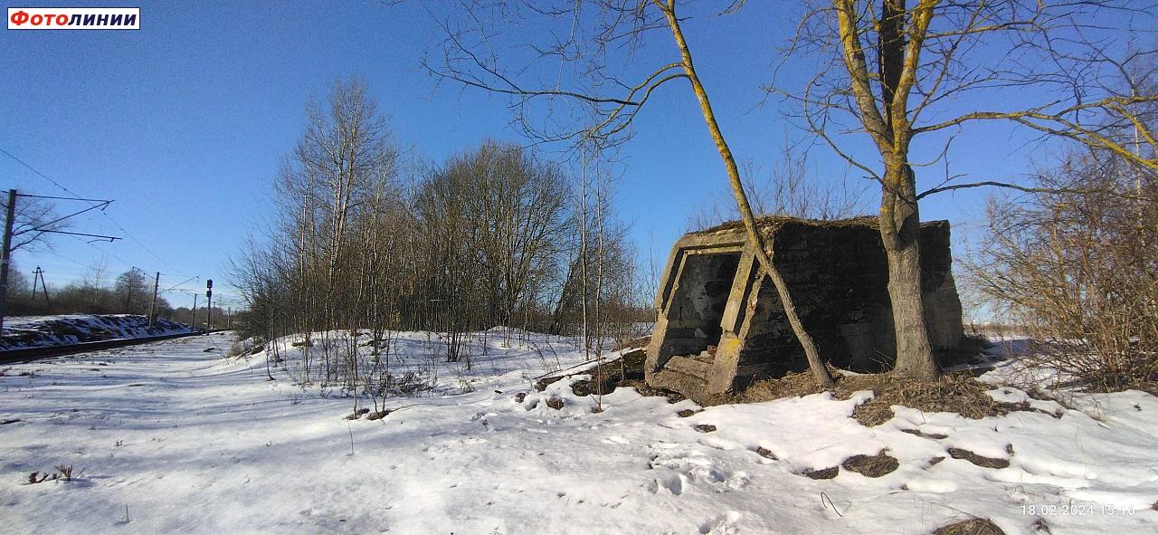 Неизвестный объект или строение на перегоне в сторону Колядичи