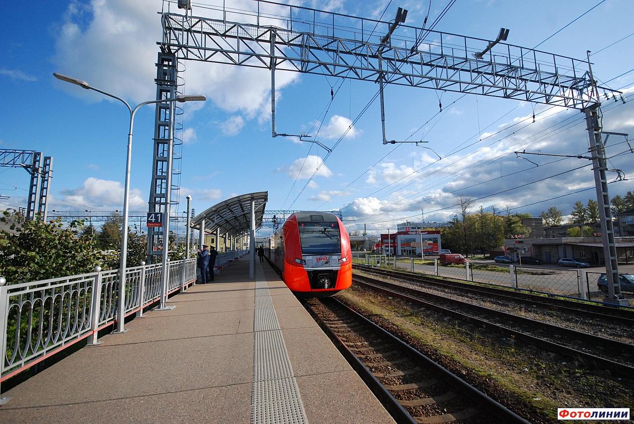 Вид станции в сторону Москвы