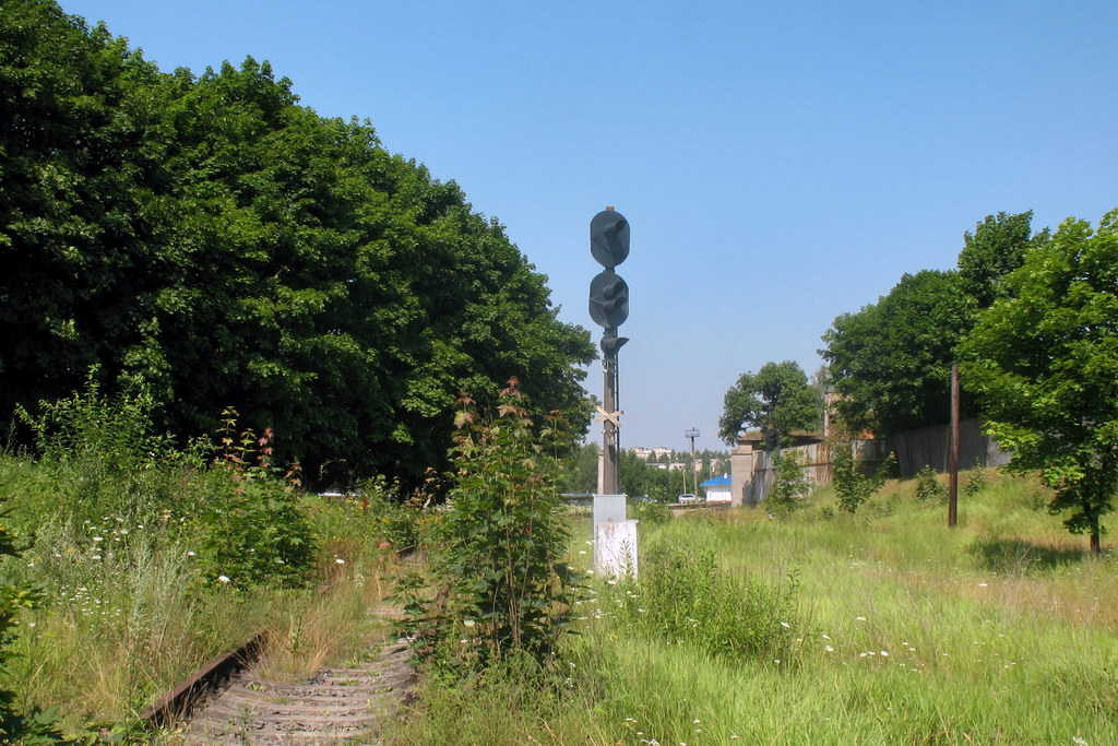 Недействующий входной "НВ", ветка с разобранной станции Барановичи-Восточные