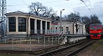станция Гатчина-Пассажирская-Балтийская: Пассажирский павильон и здание станции