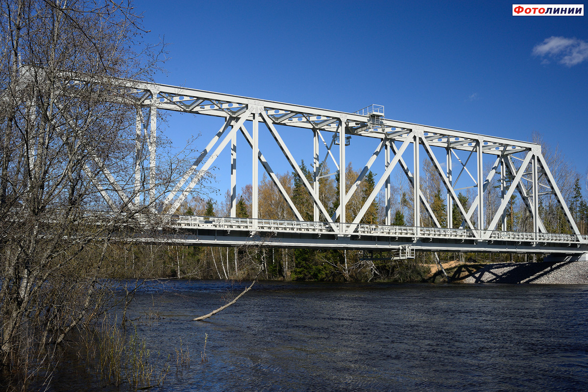 Железнодорожный мост через Плюссу, подъездной путь цементного завода