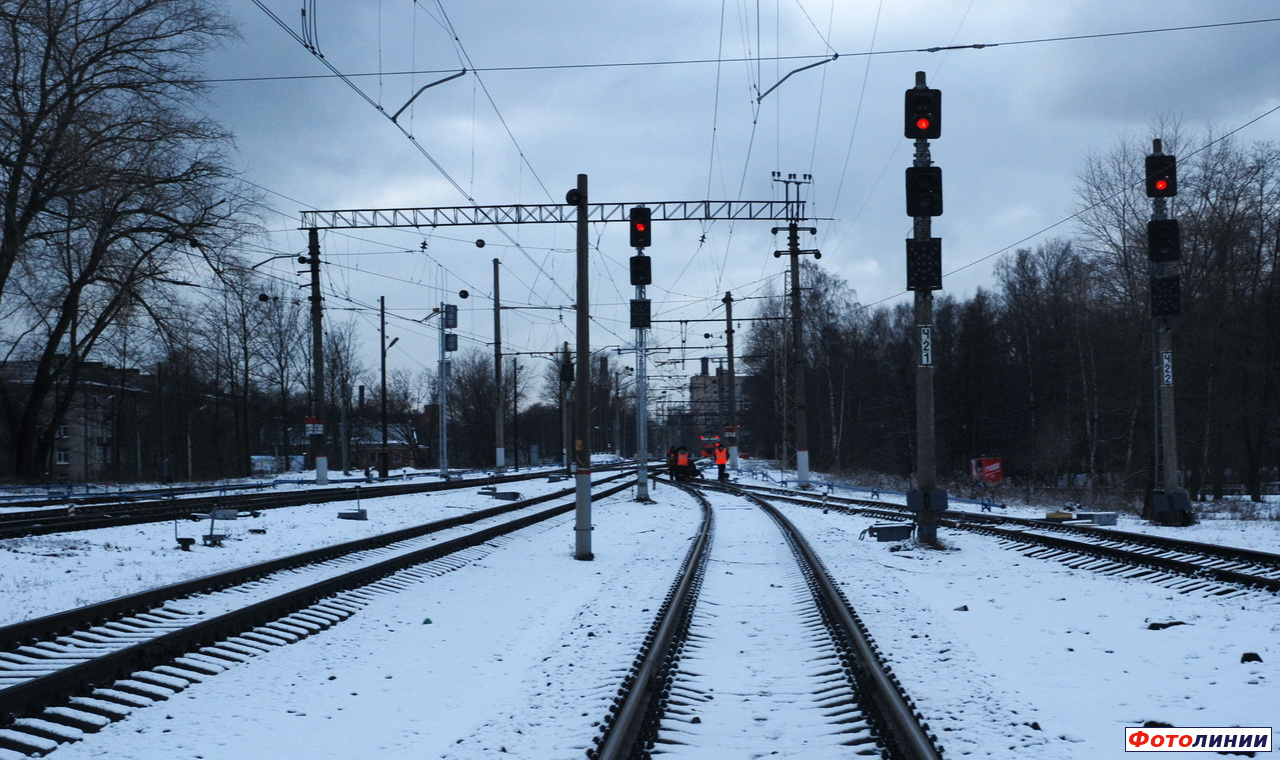 Выходные светофоры Ч2, Ч21 и Ч22, вид в сторону Санкт-Петербурга-Финляндского