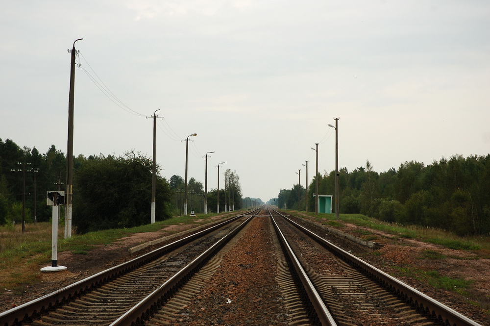 Вид платформ в сторону Калинкович