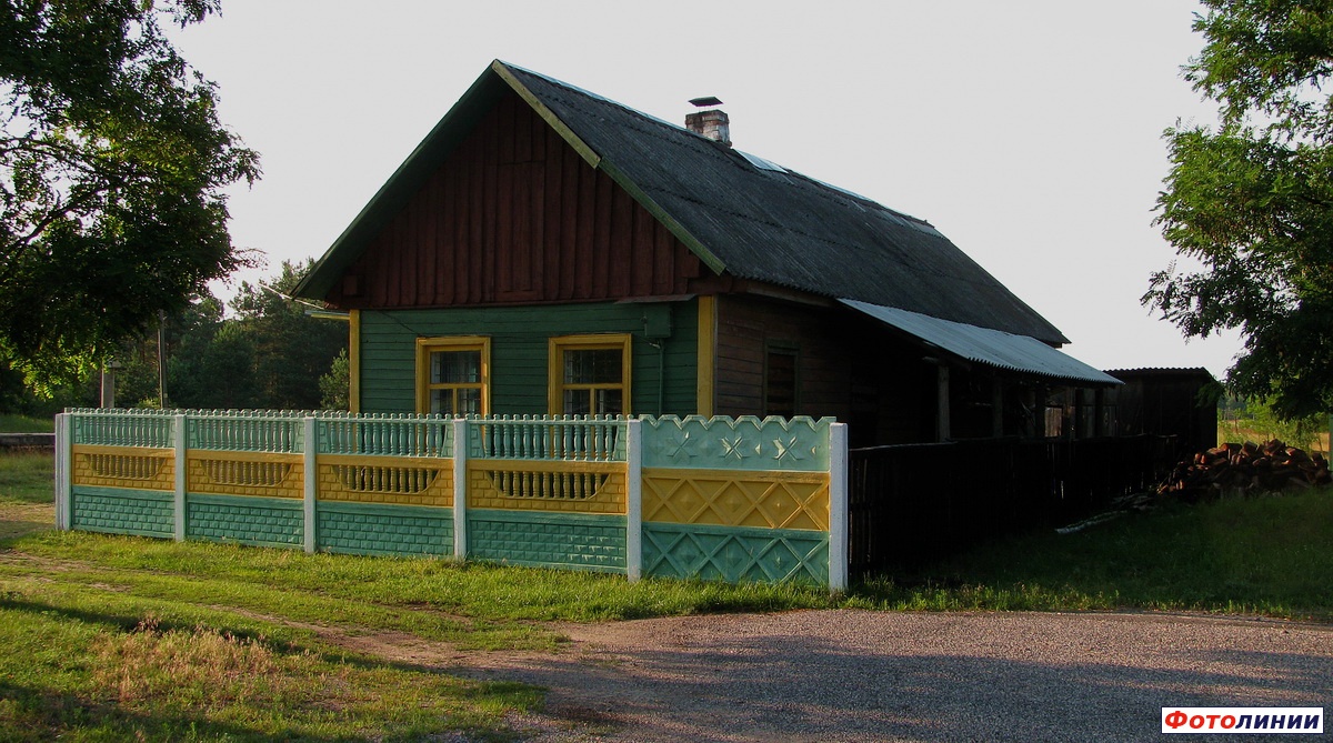 Сборное помещение, вид со стороны деревни