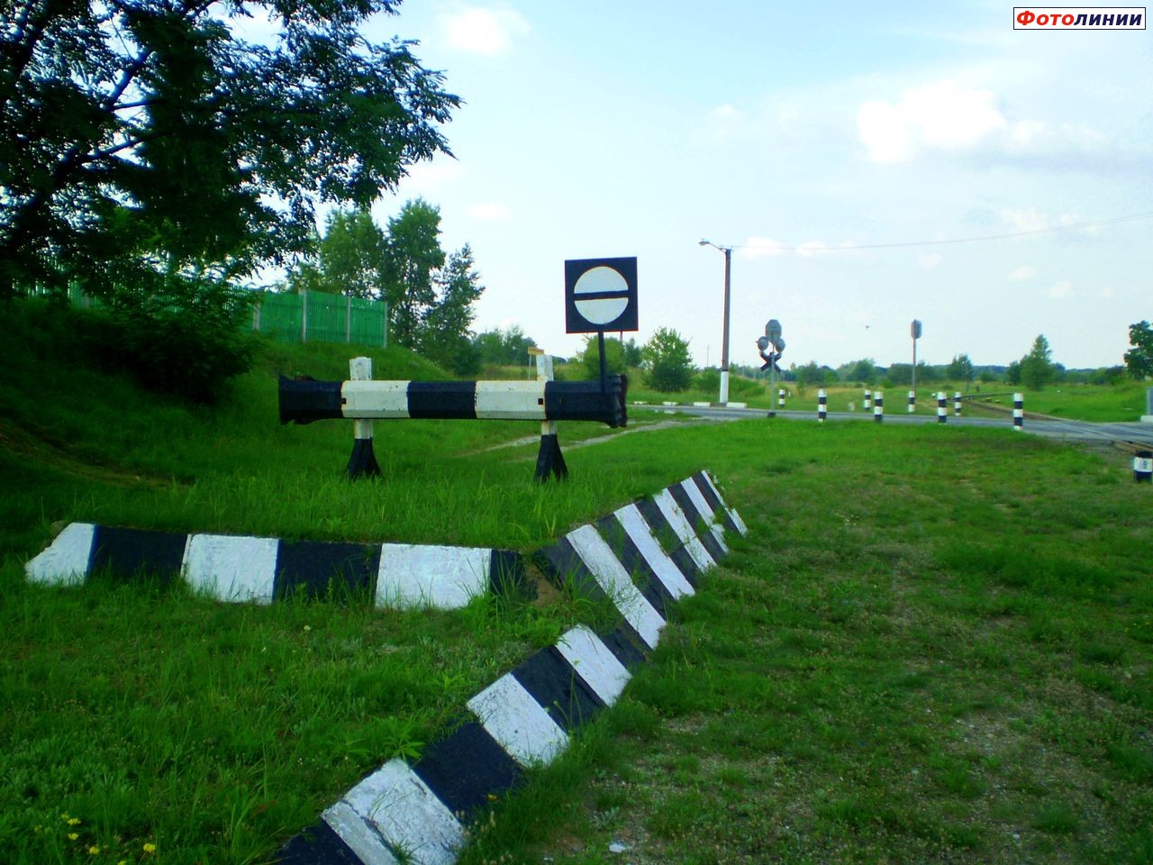 Тупик пути европейской колеи в парке Заречица