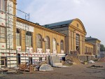 станция Бахмут: Вокзал на реконструкции, вид с привокзальной площади