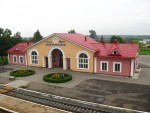 станция Янов-Полесский: Пассажирское здание, вид со стороны путей