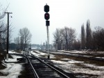 станция Кондрашевская: Выходной светофор на пассажирский и грузовой пути в строну Кондрашевской-Новой