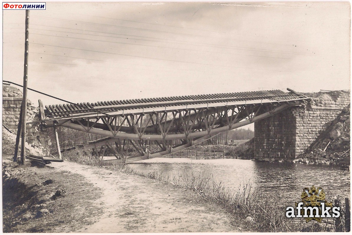 Разрушенный мост на реке Вишневка