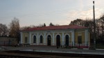 станция Лотва: Пассажирское здание