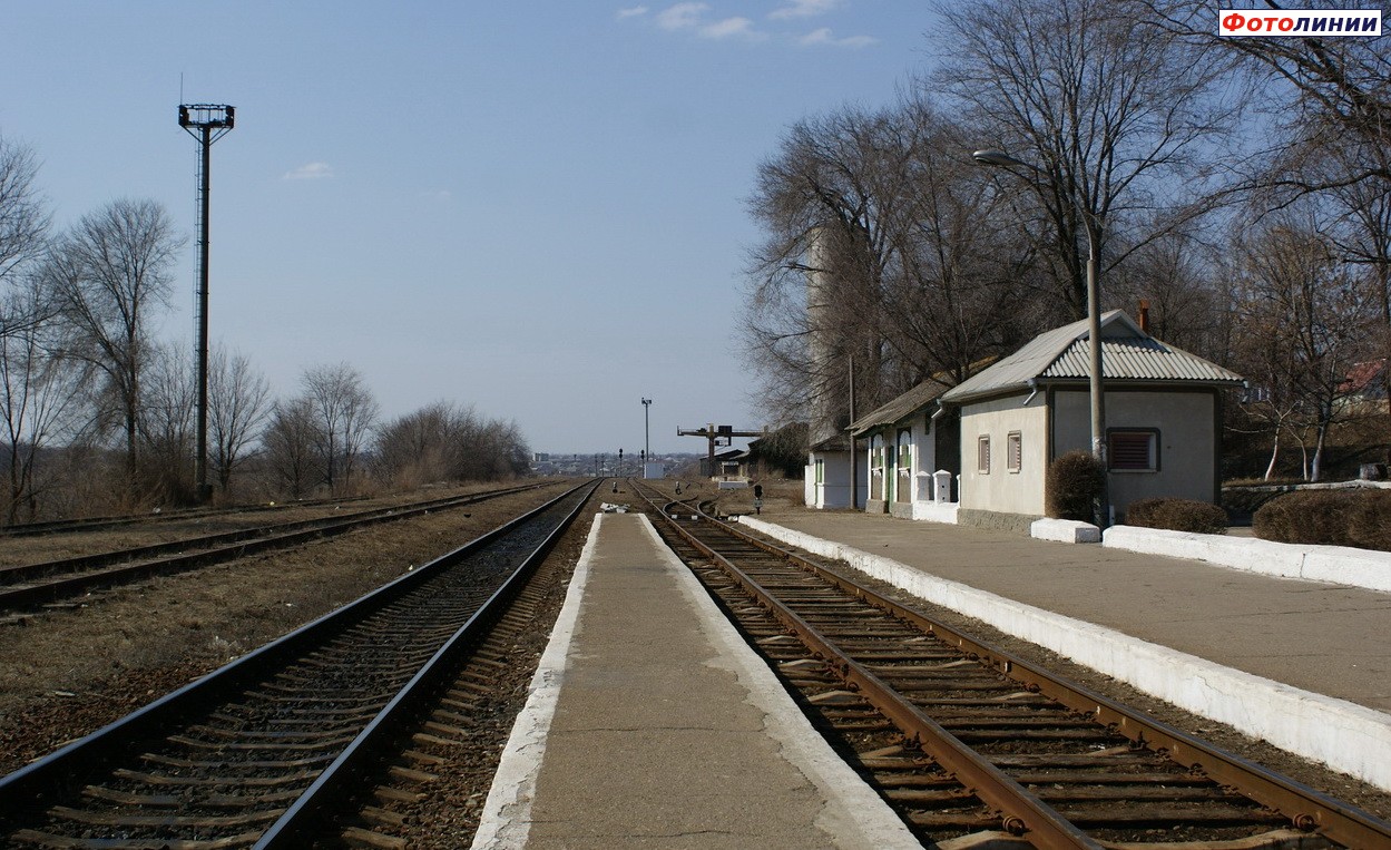 Вид станции в сторону Бельцев