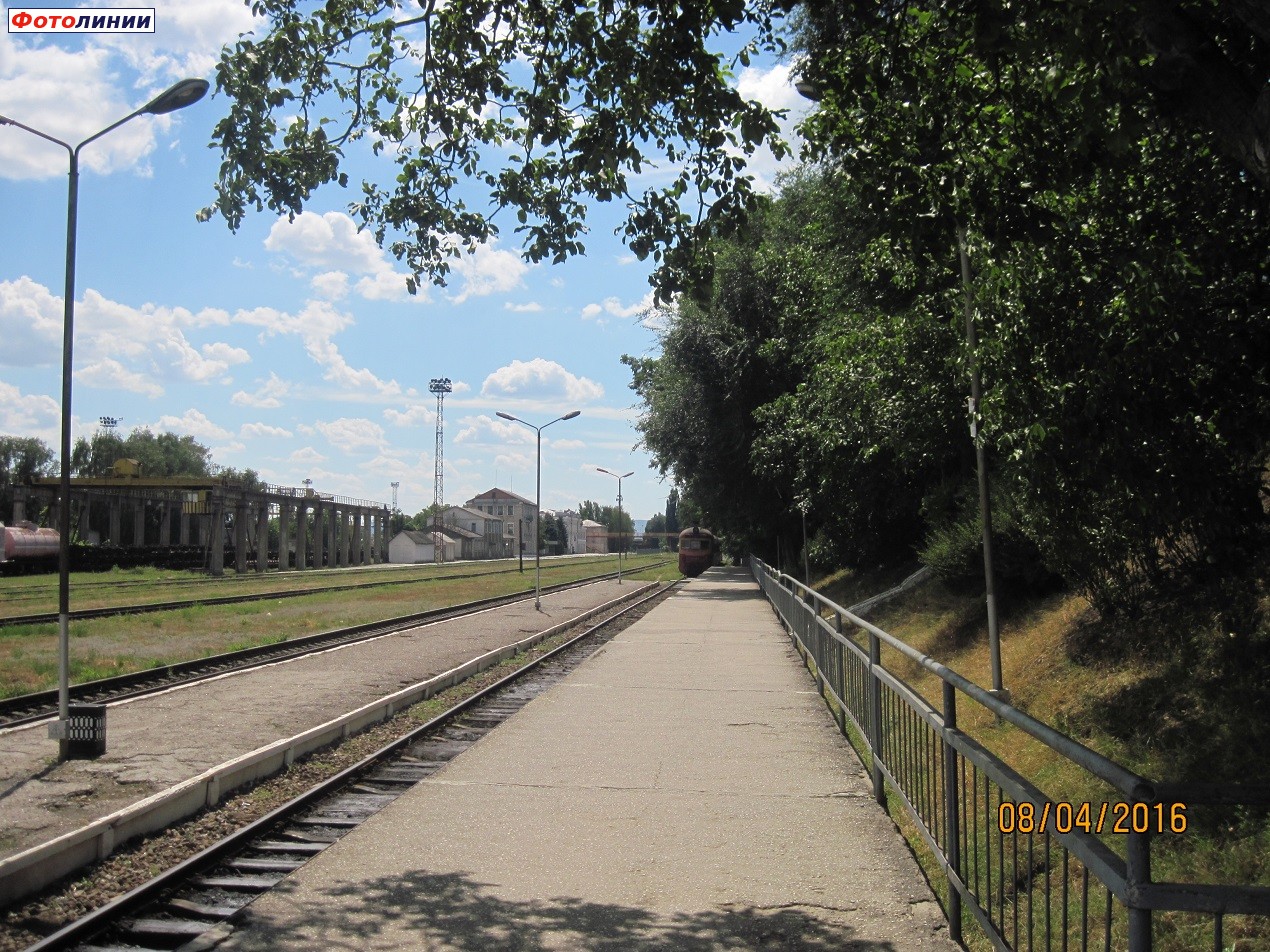 Вид в сторону Ясс, пригородный вокзал