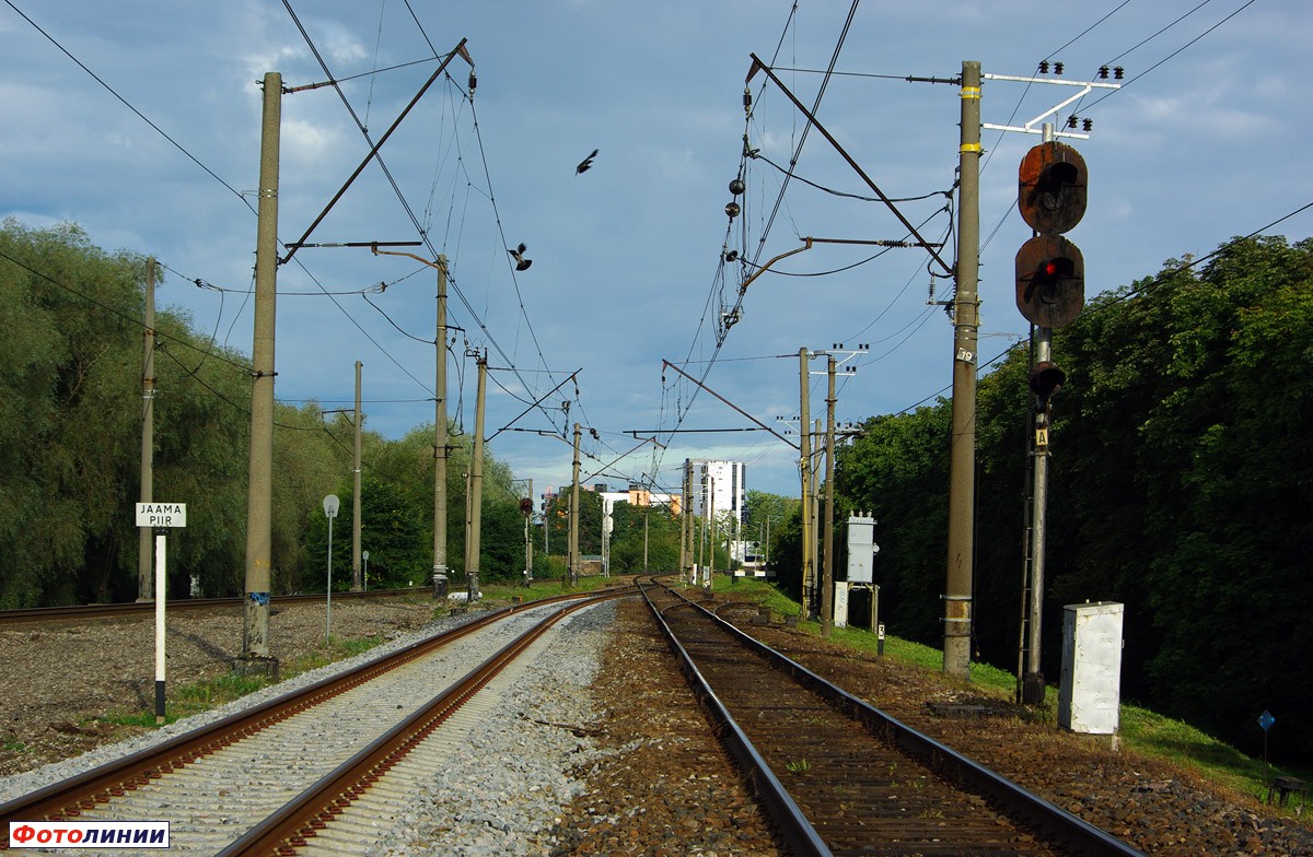 Входной светофор А и табличка "Граница станции"