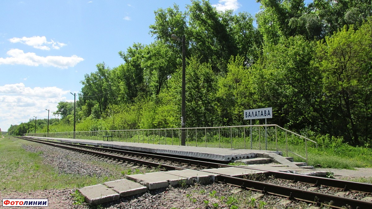 Платформа, вид в сторону станции Ипуть