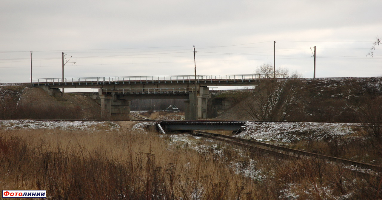 Железнодорожные путепроводы над бывшей соединительной веткой главного хода и северного обхода узла