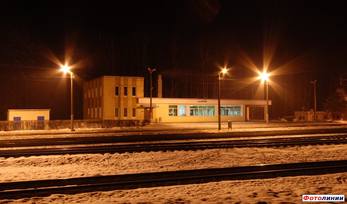 Пассажирское здание, вид ночью